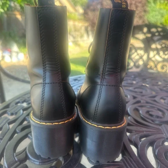 New! Dr. Martens Leona Boot Size 5 - Picture 8 of 13